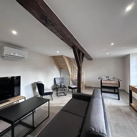 Holiday home Historique Renove A 2 Niveaux Avec Parking Et Jardin - Fr-1-489-571 Theneuille