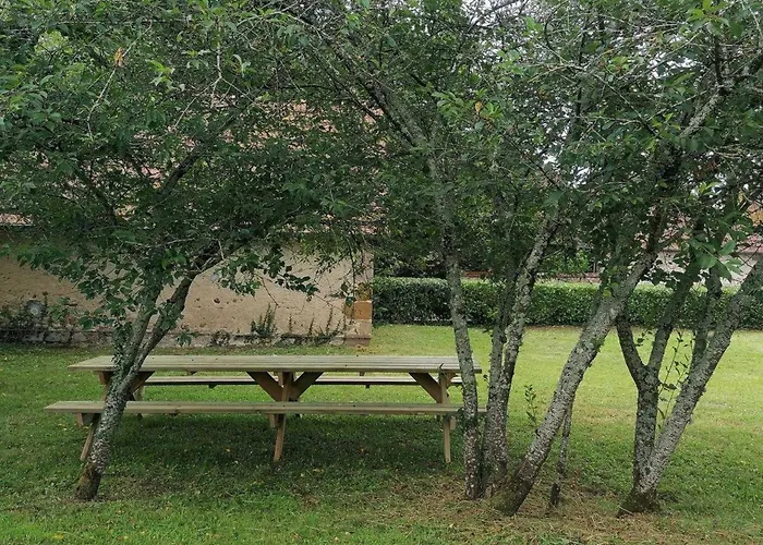 בית נופש Charme Authentique A Theneuille, Inclus - Fr-1-489-571 Theneuille