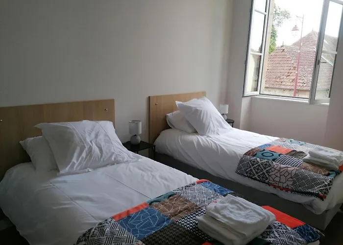 בית נופש Charme Authentique A Theneuille, Inclus - Fr-1-489-571