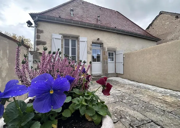 Charme Authentique A Theneuille, Inclus - Fr-1-489-571 בית נופש *